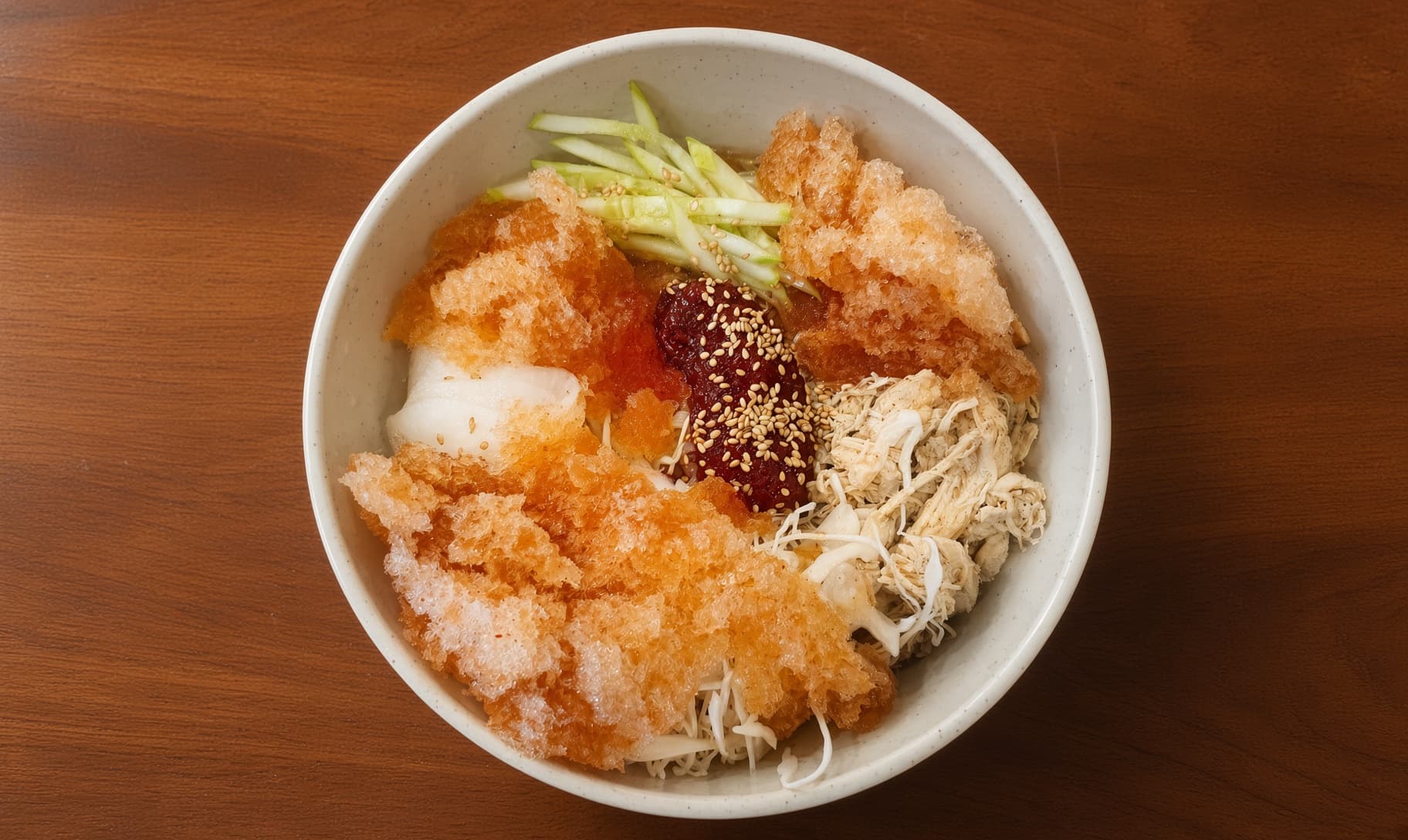 Bibim guksu de pollo